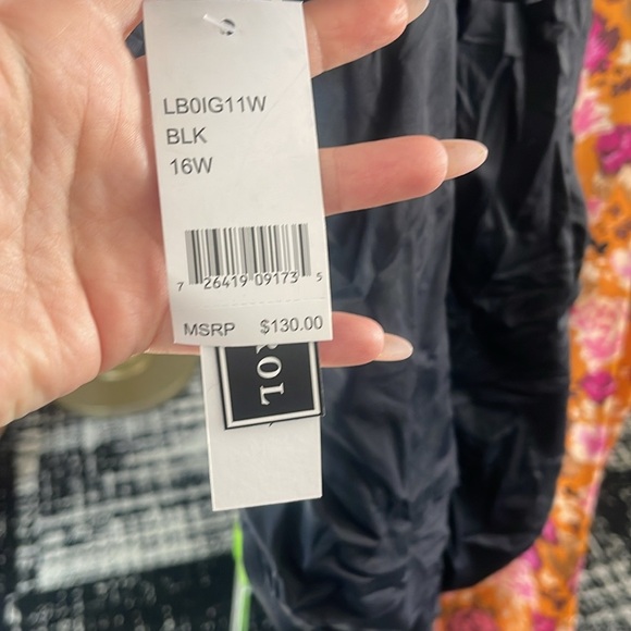 NWT La Blanca Black Ruffled Bandeau One Piece Swimsuit Size 16 - Picture 8 of 8